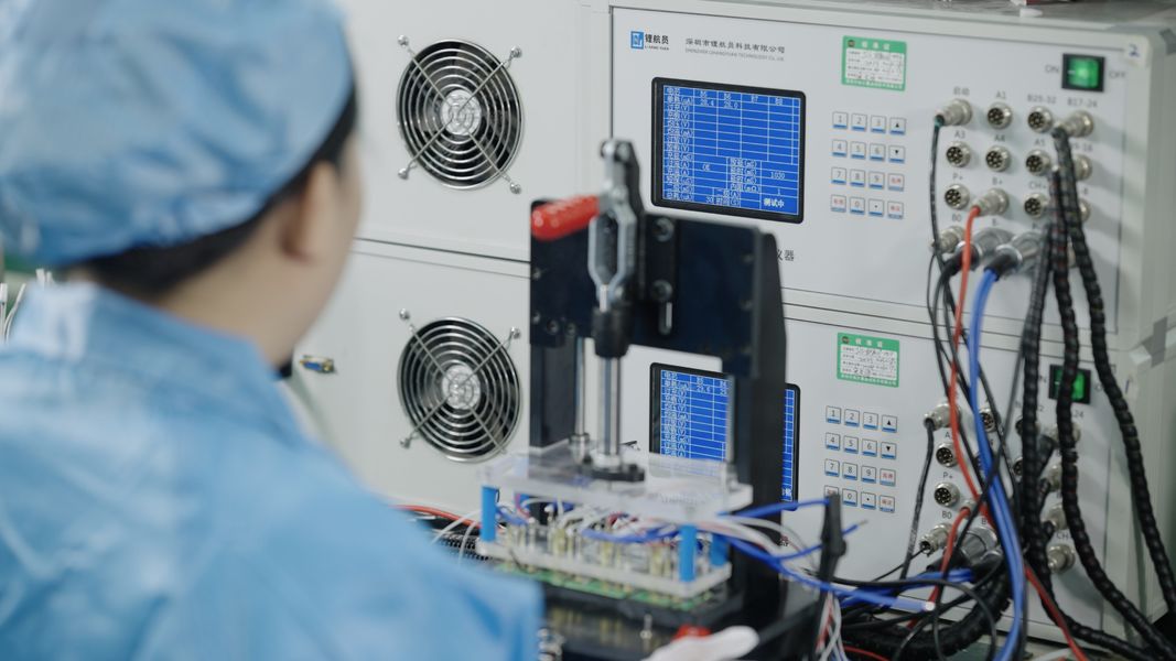 Shenzhen Kinglisheng New Energy Technology Co., Ltd. línea de producción del fabricante