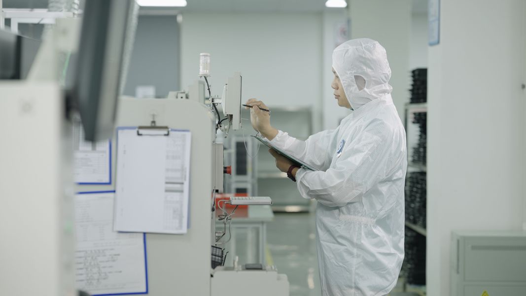 Shenzhen Kinglisheng New Energy Technology Co., Ltd. línea de producción del fabricante